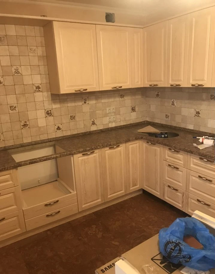 Кухни из натурального дерева